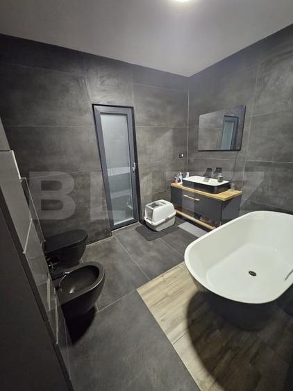 Duplex cu 4 camere cu Canalizare în Dumbrăvița
