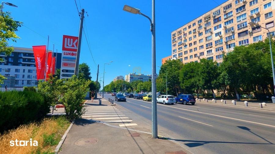 Spațiu comercial, de 2,200 mp, în Berceni