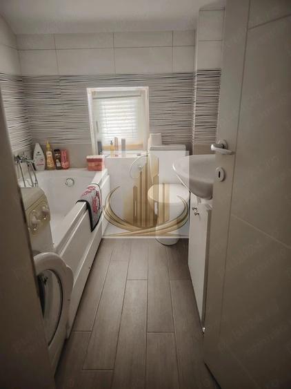 Apartament cu 3 camere semidecomandat în Dumbrăvița