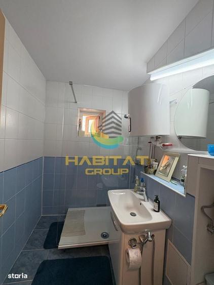 Apartament cu 3 camere decomandat în Tei