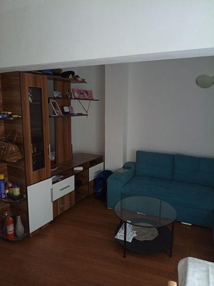 Apartament cu 3 camere în Unirii Sud