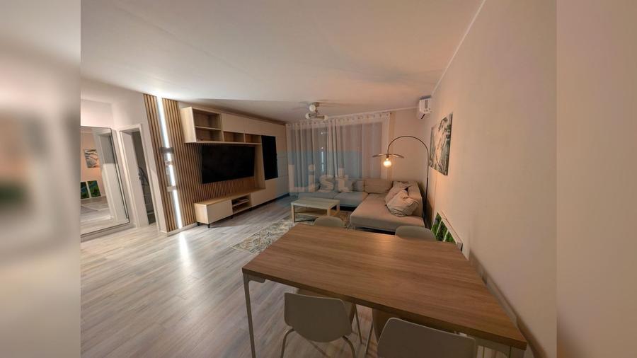 Apartament cu 2 camere semidecomandat, mobilat în Mărăști