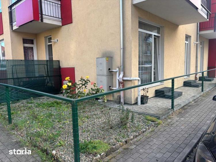 Apartament cu 3 camere, mobilat în Ștrand