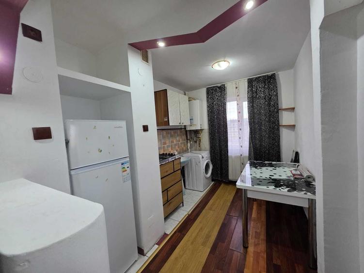 Apartament cu 2 camere în 9 Mai