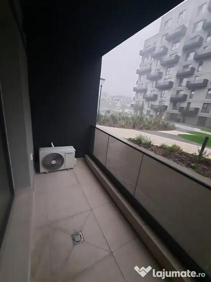 Garsonieră decomandată în Nord