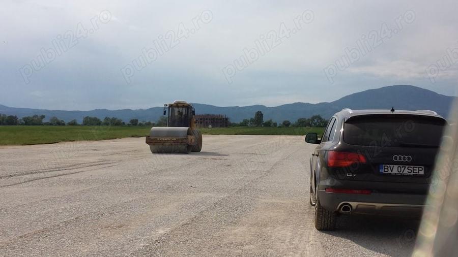 Teren de 2700 mp, în Cristian
