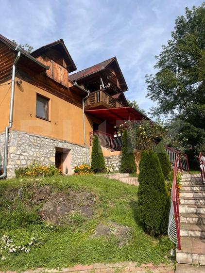 Casă individuală cu 4 camere cu Teren 1809 Mp în Buru