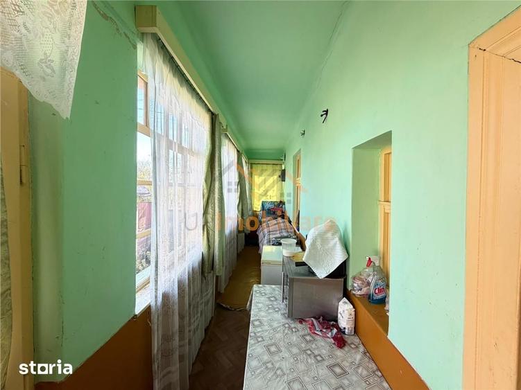 Casă cu 3 camere cu Teren 1080 Mp în Girișu de Criș