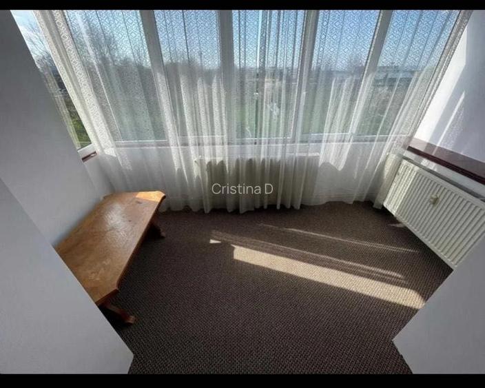Inchiriez apartament 2 camere decomandat | Zona Centru Civic (Str. Harmanului) | Etaj 3/4