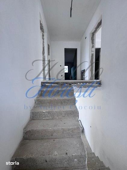 Casă cu 4 camere cu Teren 1032 Mp în Feleacu