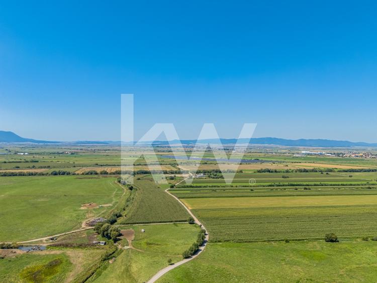 Teren agricol intravilan de 500 mp, în Sânpetru