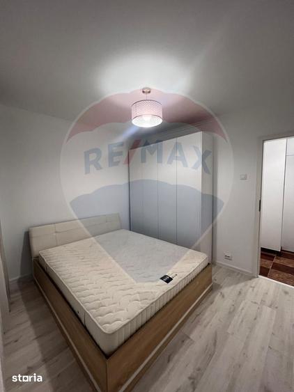 Apartament cu 4 camere, mobilat în Berceni
