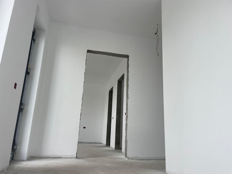 Casă cu 4 camere în Corbeanca