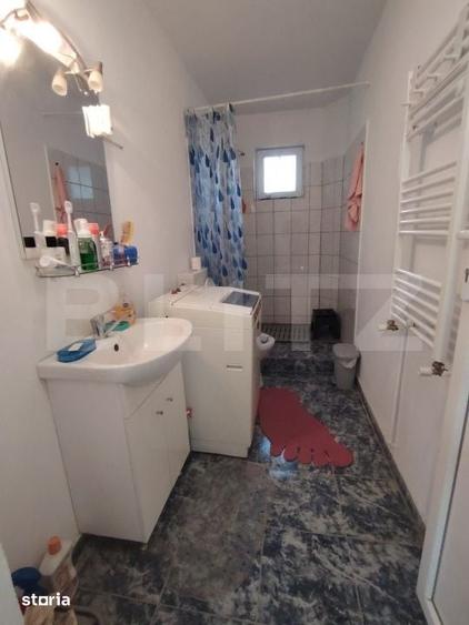 Casă cu 4 camere cu Teren 884 Mp în Central