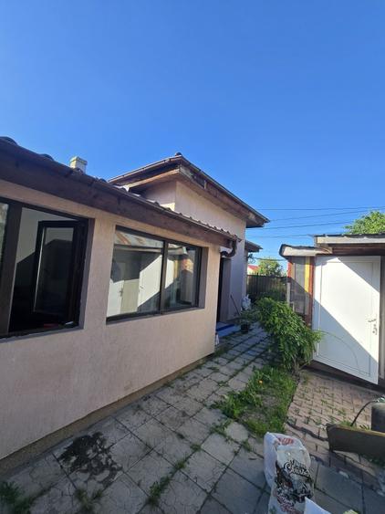 Casă cu 2 camere în Tărtășești