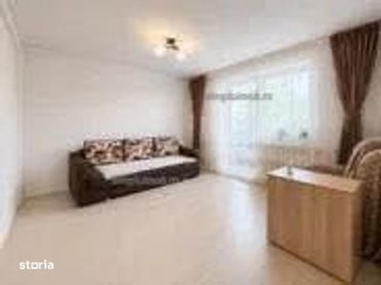 Apartament cu 2 camere decomandat în Sintești — fotografia 1