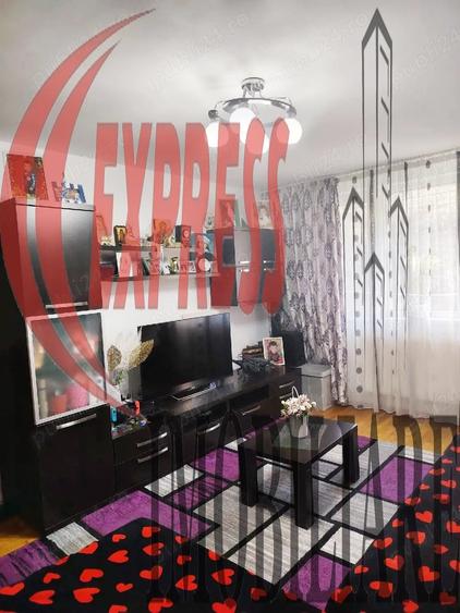 Apartament cu 2 camere decomandat în Ozana
