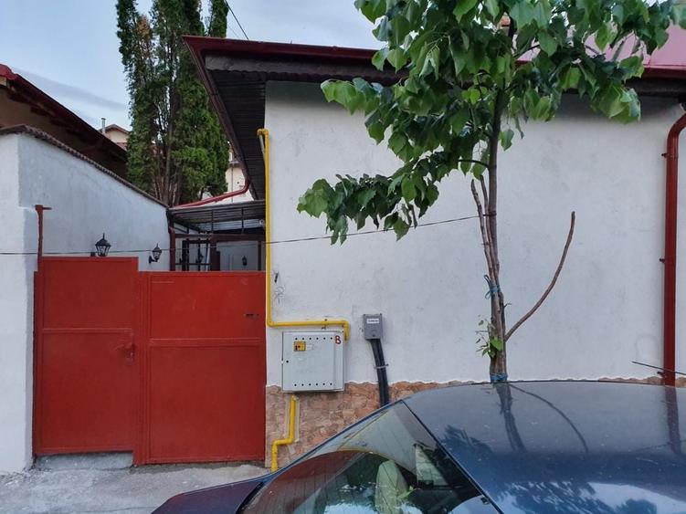 Casă cu 2 camere cu Teren 87 Mp în Lacul Tei