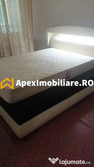 Garsonieră decomandată în Titan