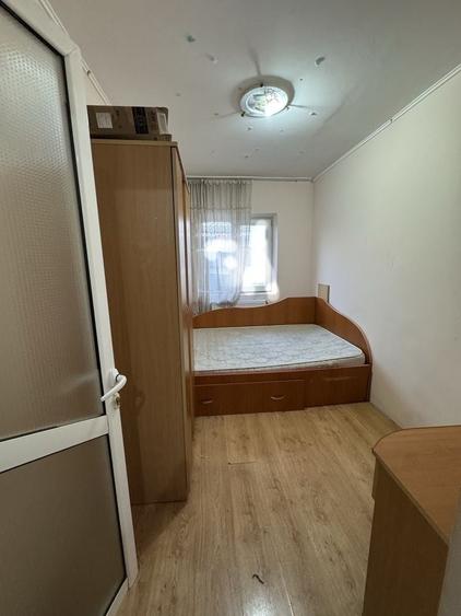 Apartament cu 3 camere decomandat, mobilat în Păcurari