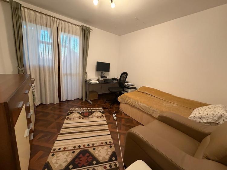 Apartament cu 2 camere semidecomandat în Titan