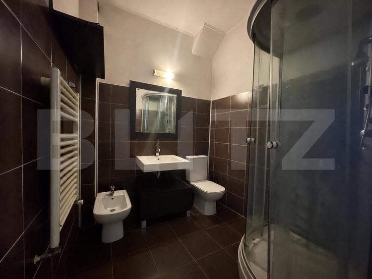 Casă individuală cu 5 camere cu Canalizare în Gruia