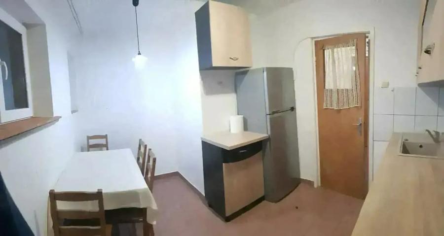 Apartament cu 2 camere decomandat în Brazda lui Novac