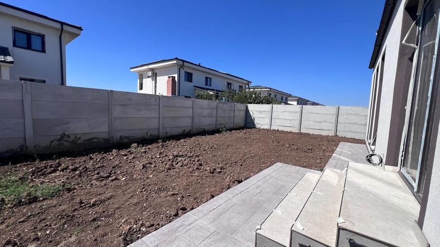 Casă cu 3 camere cu Canalizare în Clinceni
