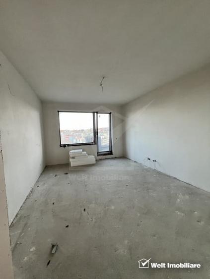 Penthouse cu 3 camere decomandat în Zorilor