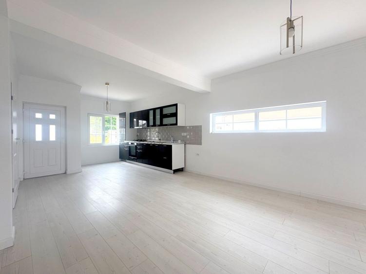 Duplex cu 4 camere cu Canalizare în Moșnița Nouă