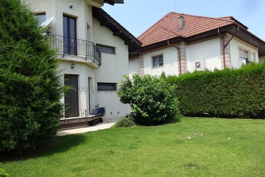 Casă individuală cu 5 camere cu Canalizare în Pipera