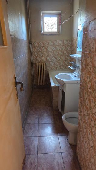 Apartament cu 2 camere nedecomandat în Inel II