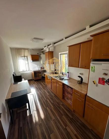 Apartament cu 2 camere decomandat, mobilat în Semicentral