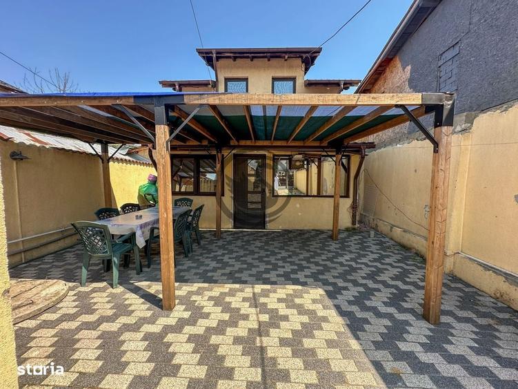 Casă cu 4 camere în Pușcași