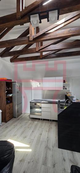 Casă cu Teren 800 Mp în Semicentral