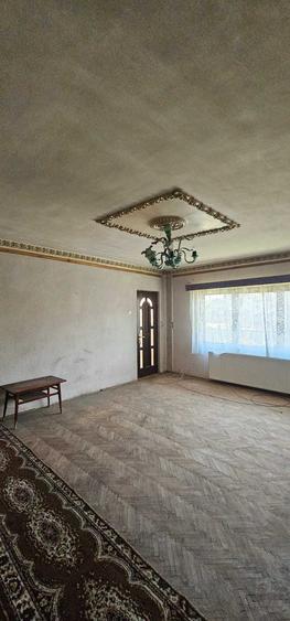 Casa de vanzare Baicoi - 1