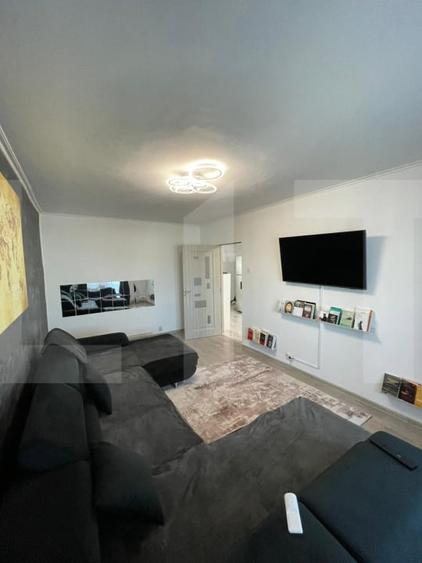 Apartament cu 3 camere semidecomandat, mobilat în Lipovei