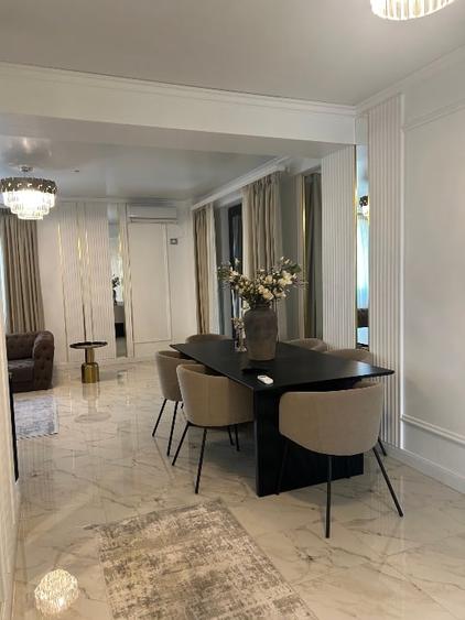 Apartament cu 3 camere, mobilat în Palazu Mare