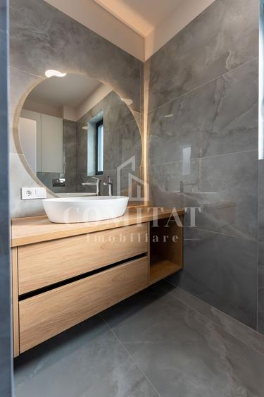Duplex cu 4 camere cu Canalizare în Chinteni