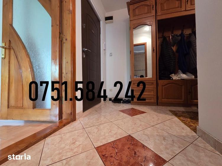 Apartament cu 3 camere în Babadag