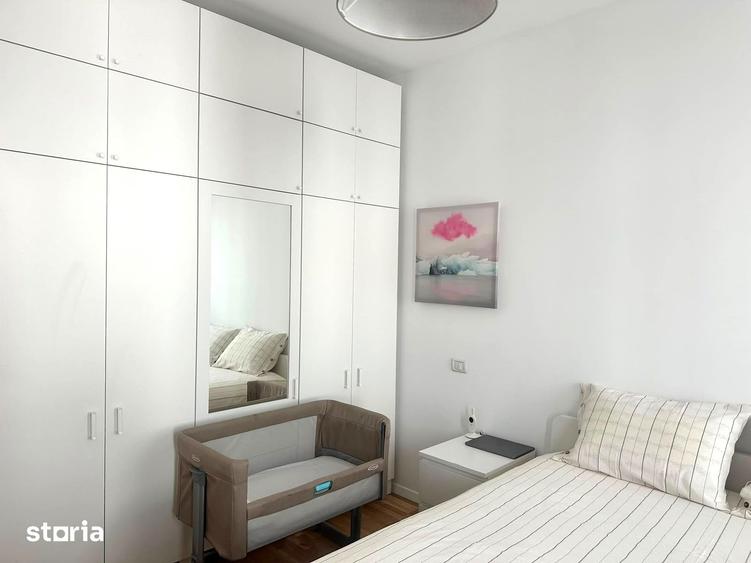 Casă cu 5 camere cu Teren 160 Mp în Corbeanca
