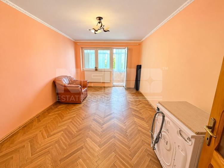 Apartament cu 4 camere circular în Central