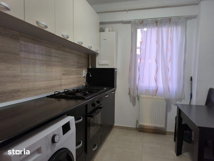 Apartament cu 3 camere decomandat în Iris