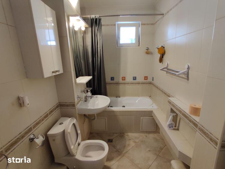 Apartament cu 4 camere în Zorilor