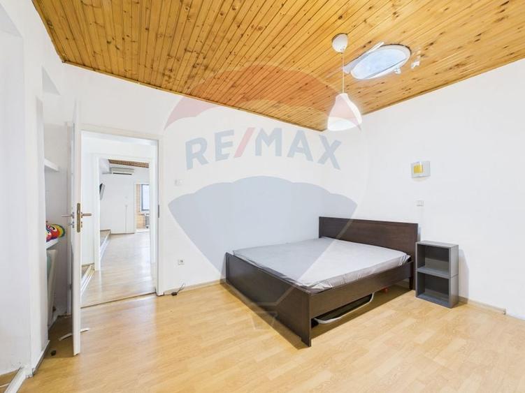 Casă cu 3 camere cu Teren 87 Mp în Basarab