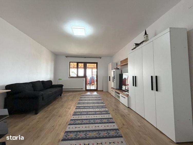 Casă cu 4 camere în Giarmata