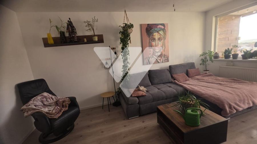 Apartament cu 3 camere decomandat, mobilat în Mihai Viteazul