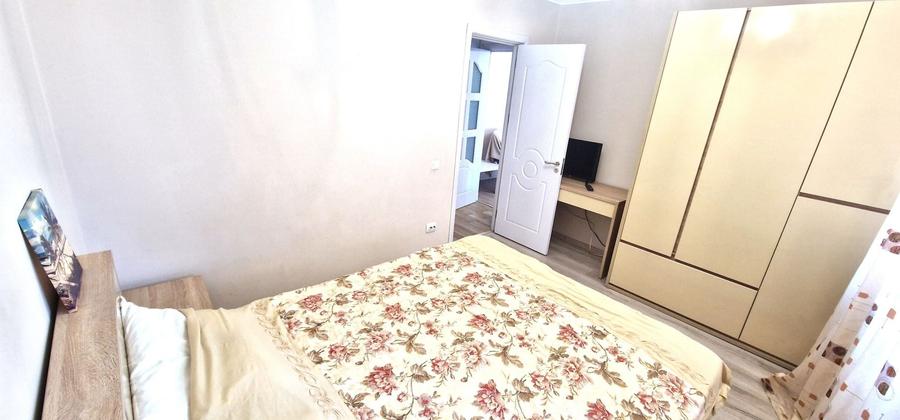 Apartament cu 2 camere semidecomandat, mobilat în Central