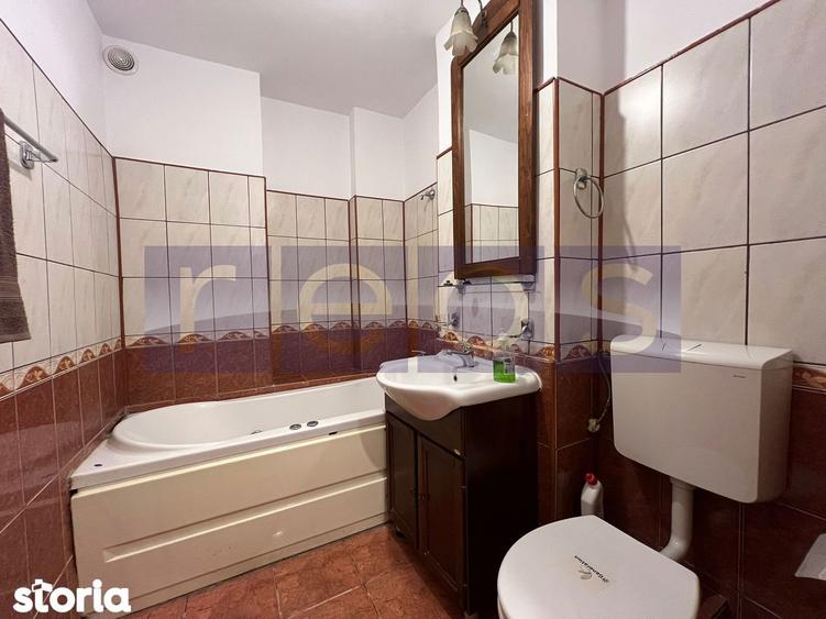 Apartament cu 3 camere decomandat în Centrul Civic