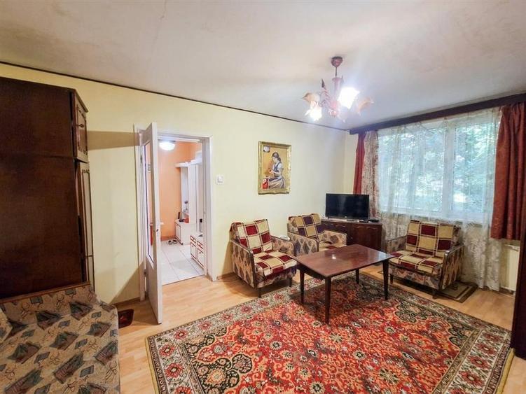 Apartament cu 2 camere semidecomandat în Rogerius